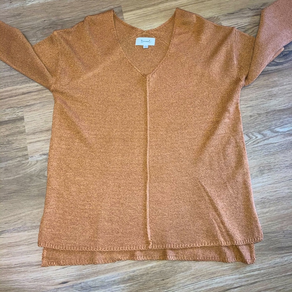 Sweater Size Small/Peach Color